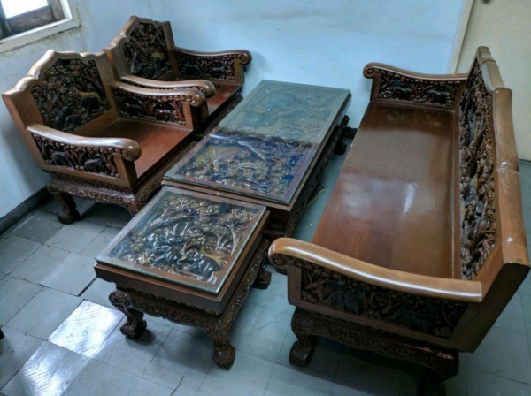 รับซื้อเฟอร์นิเจอร์ไม้สักเก่า